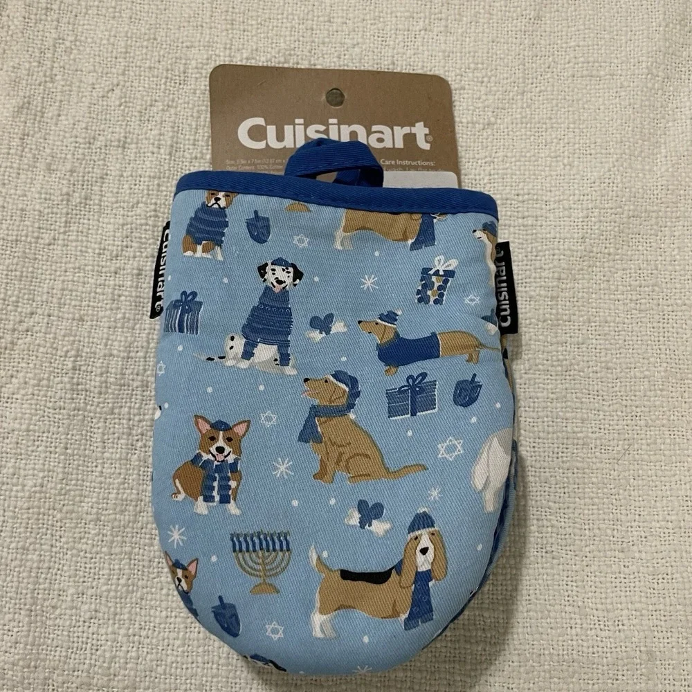 New CUISINART Dogs Menorah Dreidel HANUKKAH Set Of 2 Silicone OVEN MITTS Blue